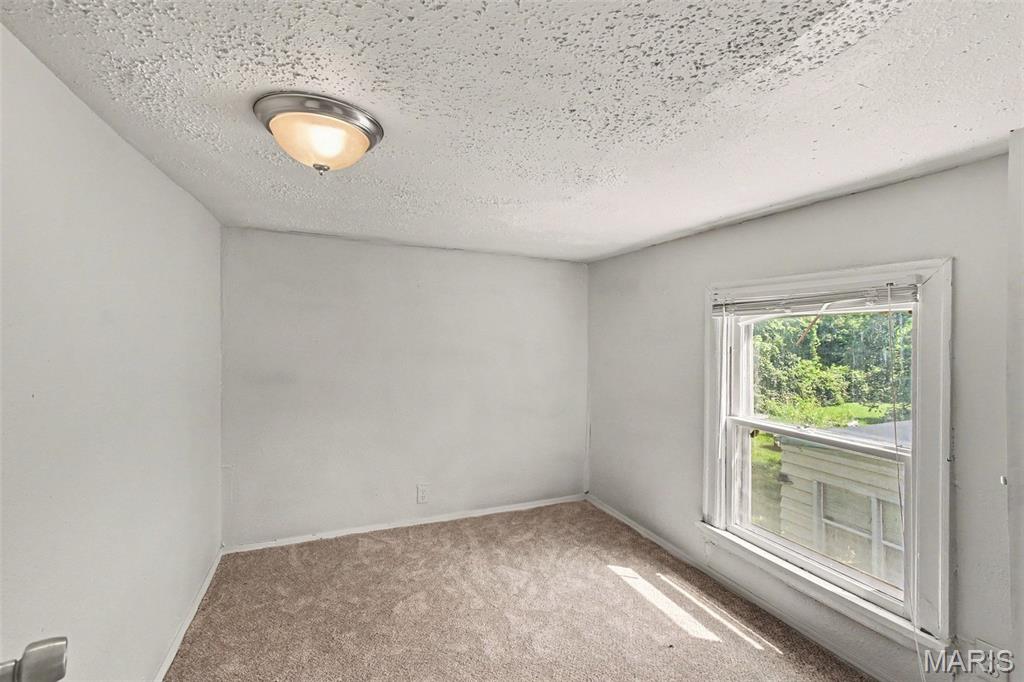 831 Abston Street Property Photo 9