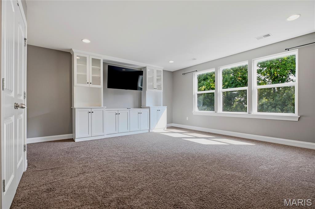 360 Willow Weald Path Property Photo 32