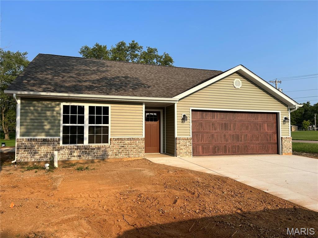 831 Bell Drive Property Photo 1