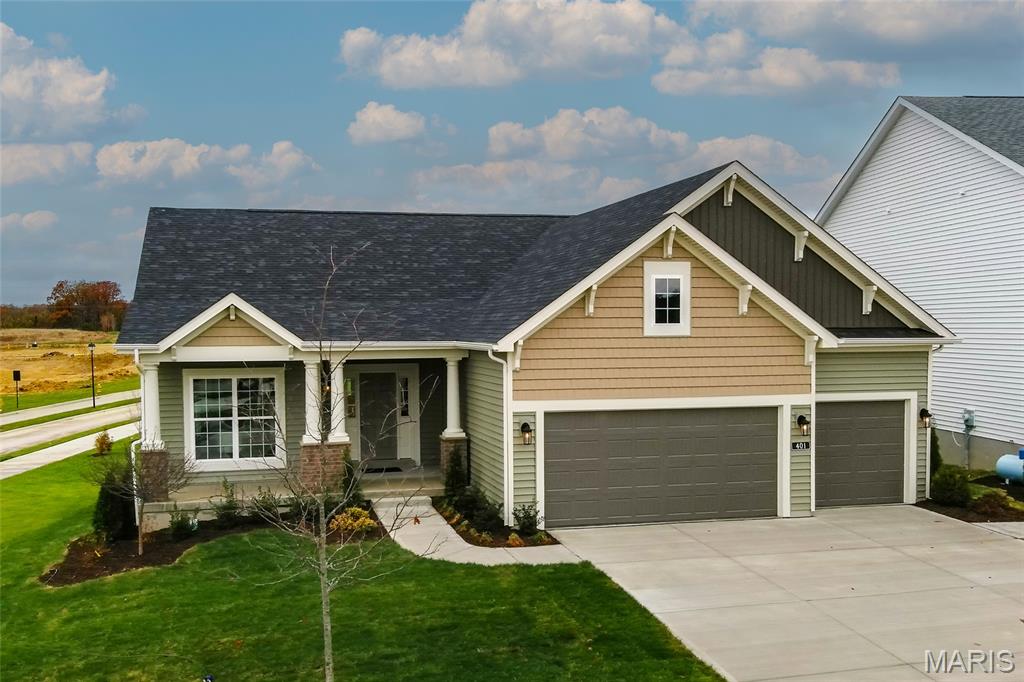 401 Farmhouse Drive Property Photo 1