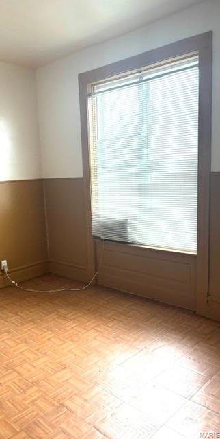 5127 Page Boulevard Property Photo 3