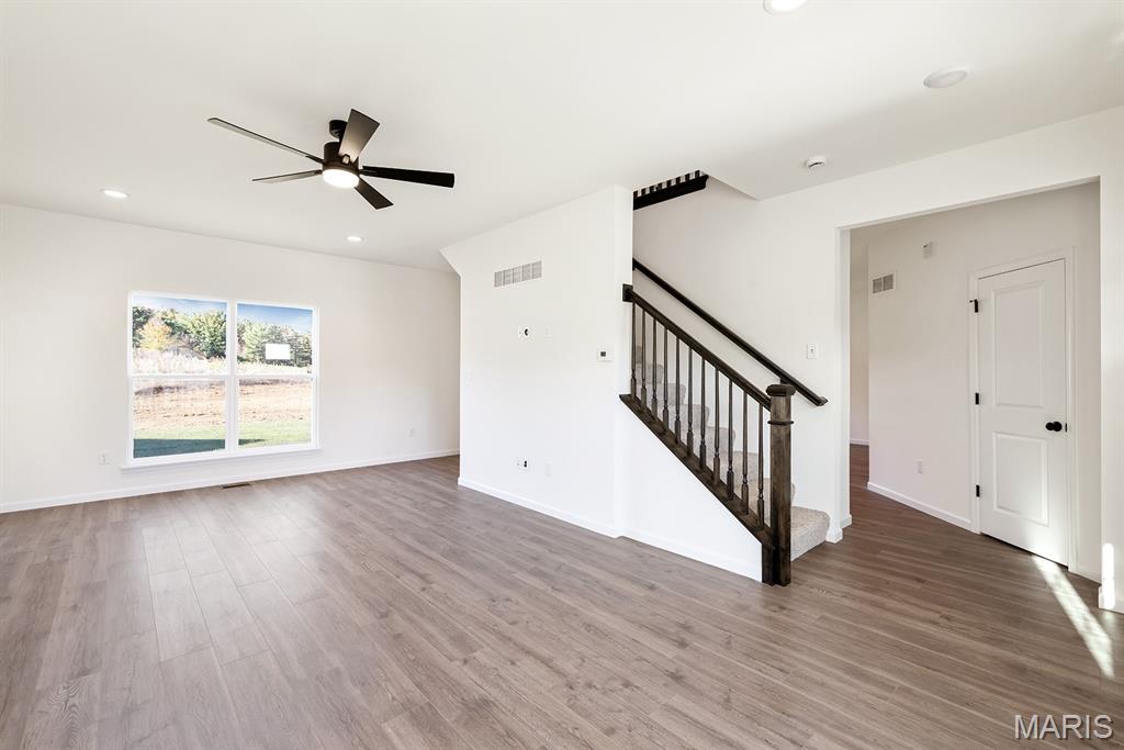 542 Apple Orchard Lane Property Photo 3