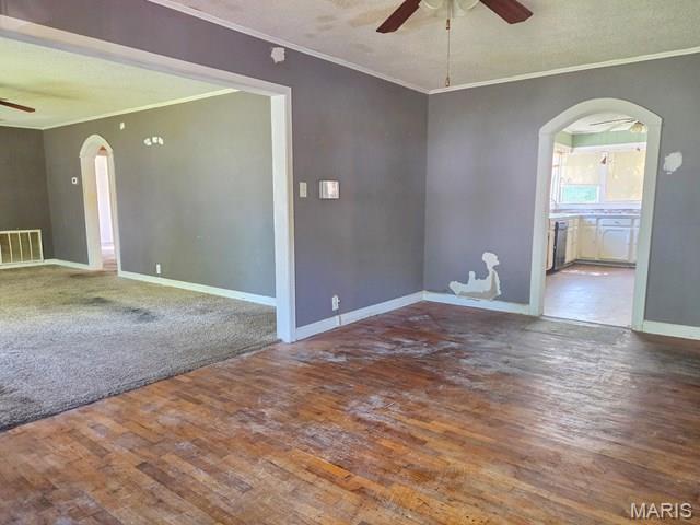 1907 E Parkview Property Photo 9