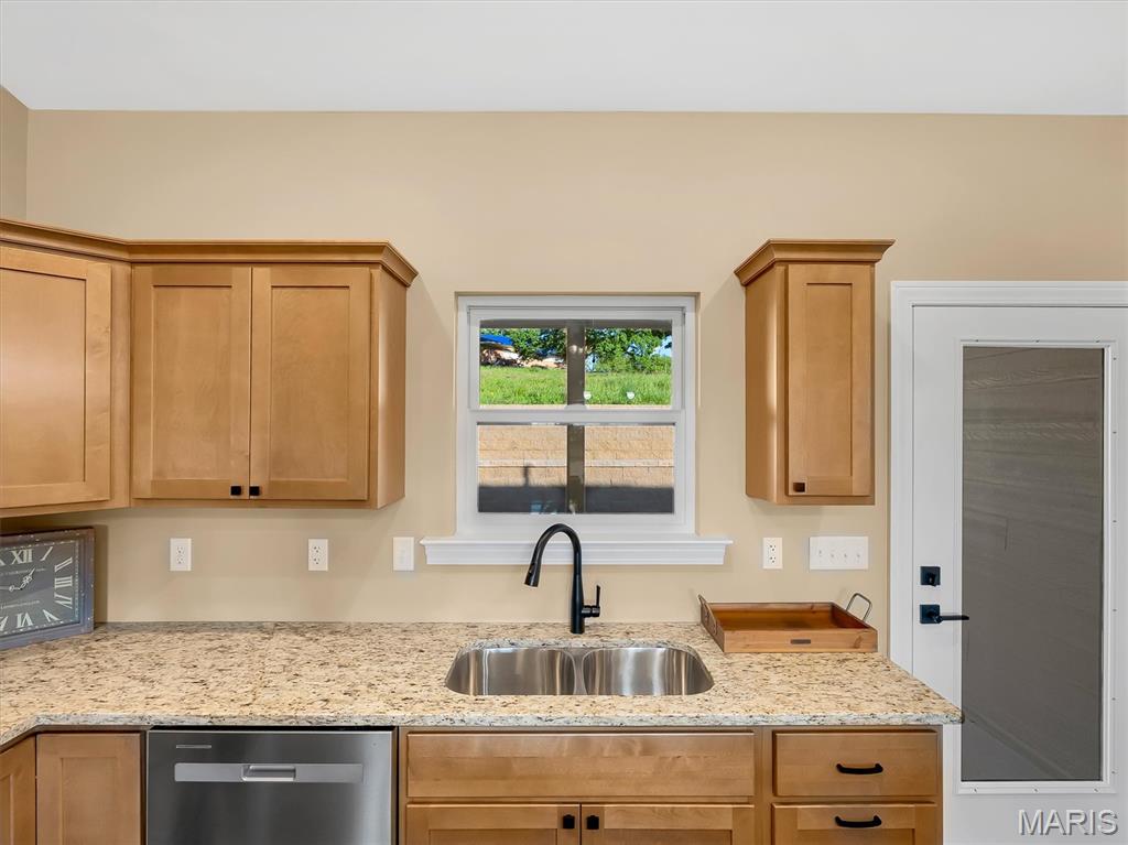 129 Stone Ledge Drive Property Photo 12