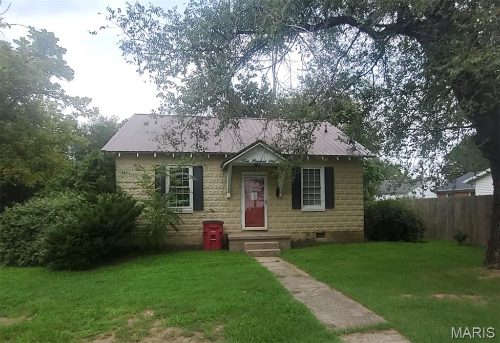 505 S Prairie Street Property Photo 1