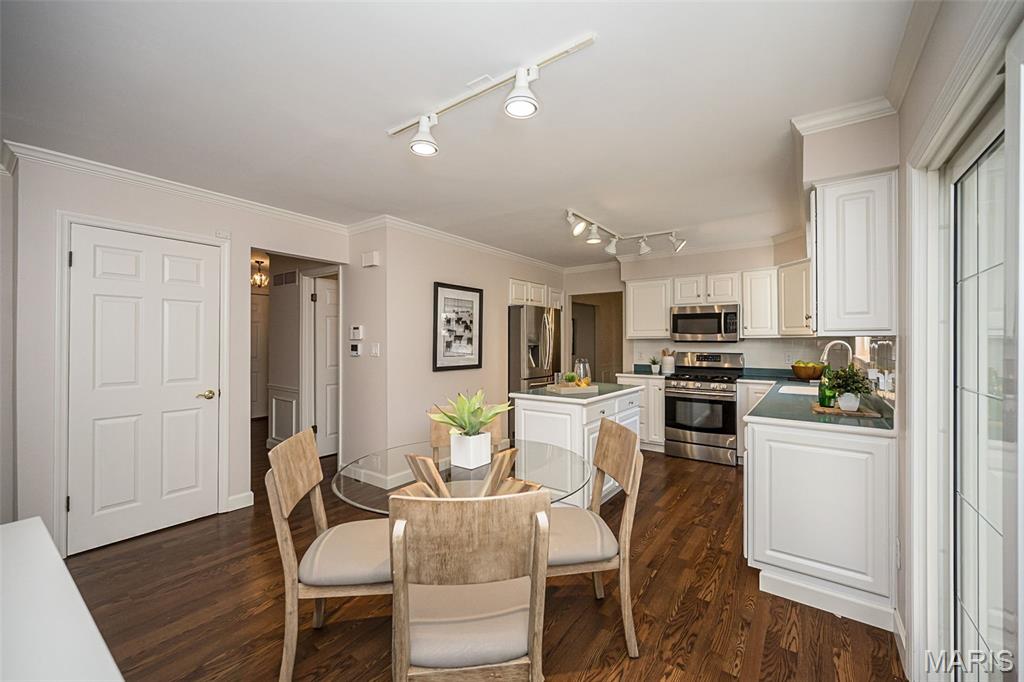 1524 Pheasant Ridge Drive Property Photo 23