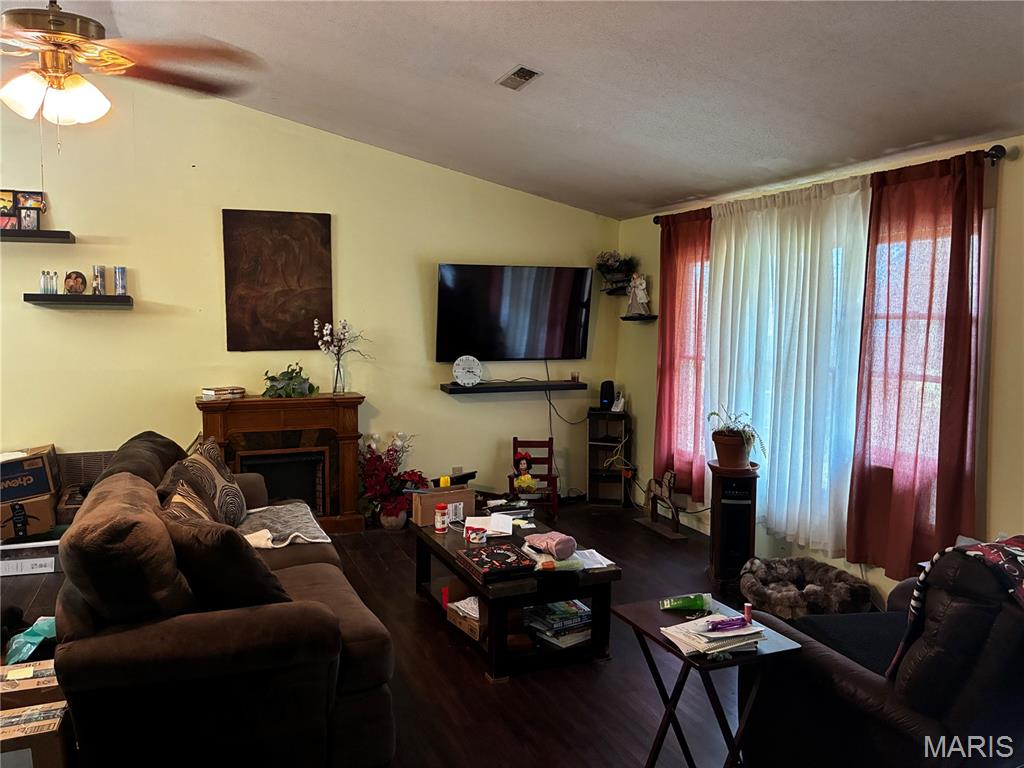 28254 Pike 224 Property Photo 8