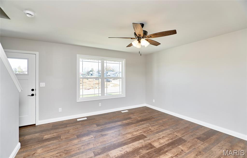 127 Peruque Creek Manor Property Photo 4