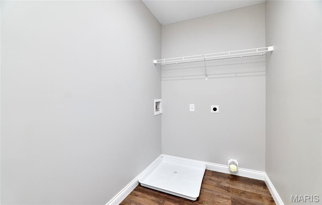 127 Peruque Creek Manor Property Photo 42