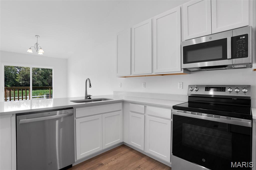 108 Cardinal Flower Drive Property Photo 7