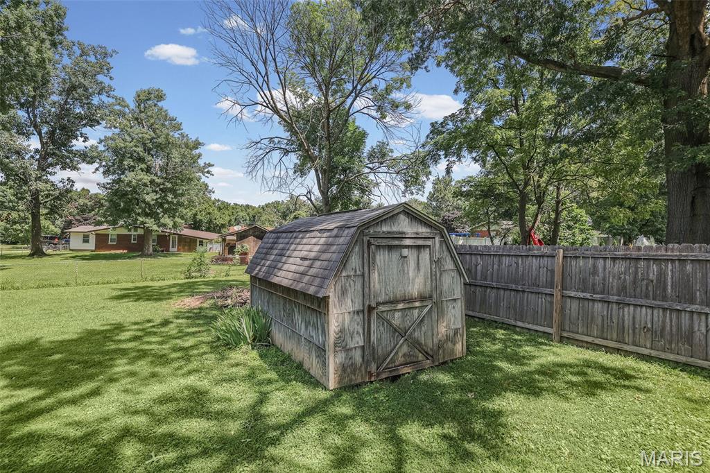 33844 Woodgate Court Property Photo 5