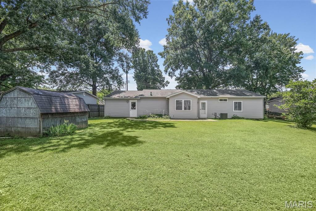 33844 Woodgate Court Property Photo 6