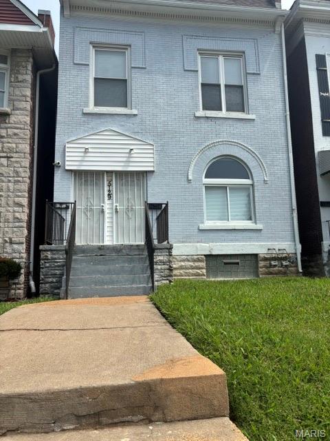 5129 Page Boulevard Property Photo 1