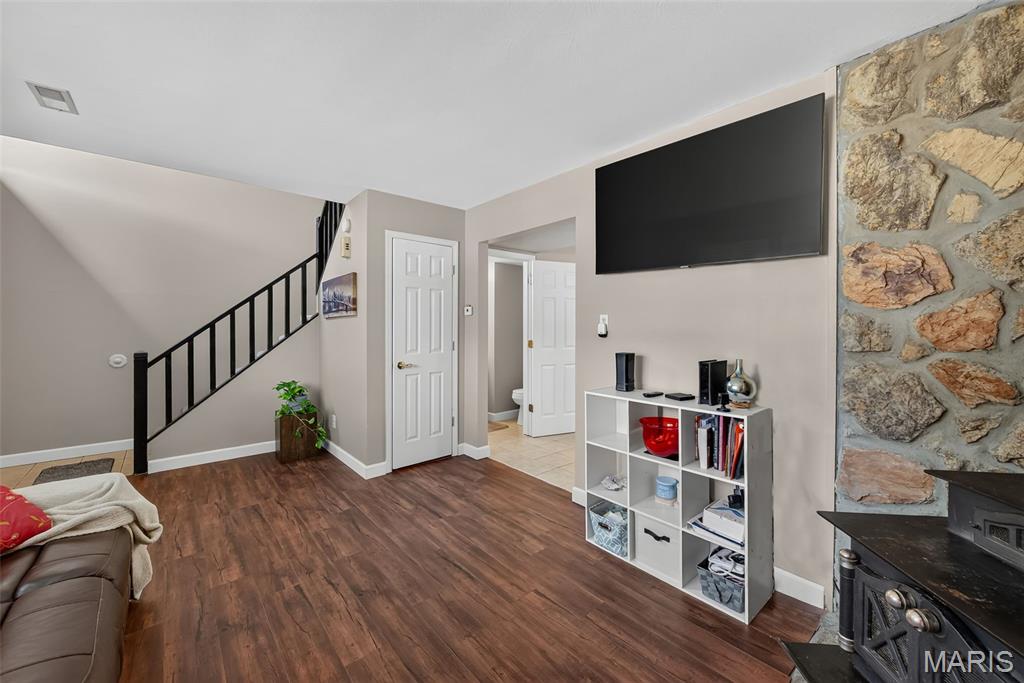 3802 Treebrook Drive Property Photo 4