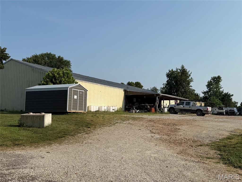 10060 Hwy M Property Photo 1
