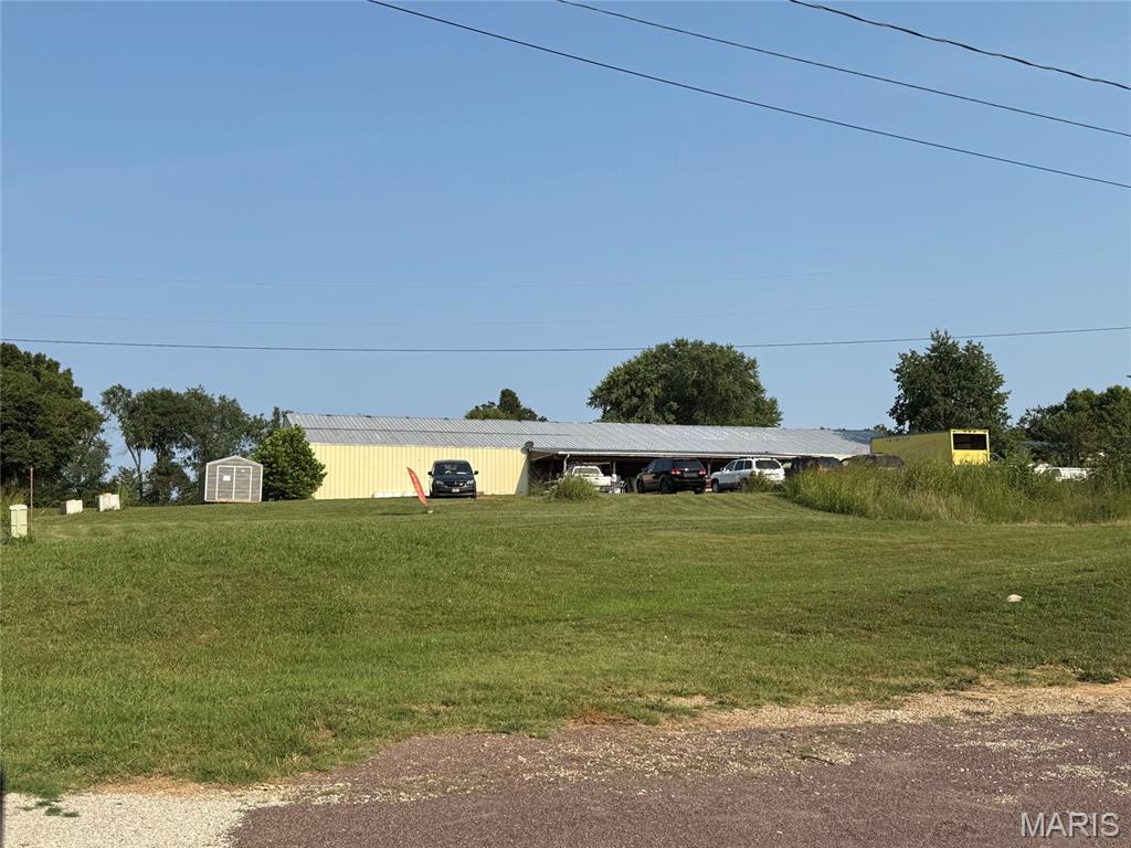 10060 Hwy M Property Photo 2