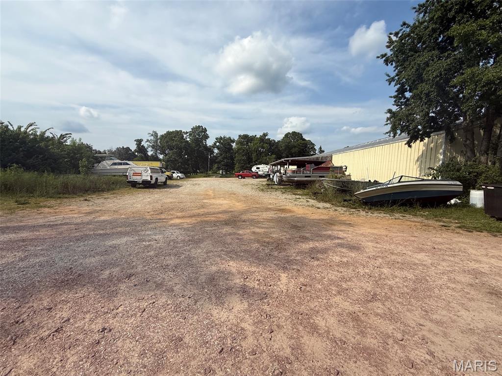 10060 Hwy M Property Photo 6