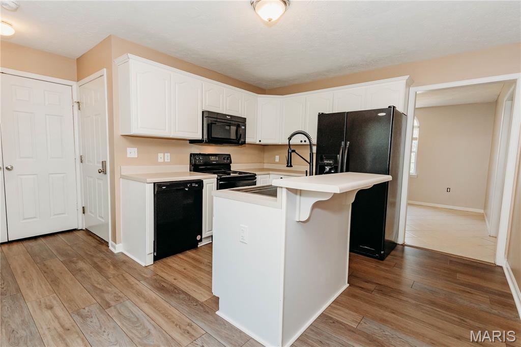 20230 Harlequin Lane Property Photo 4