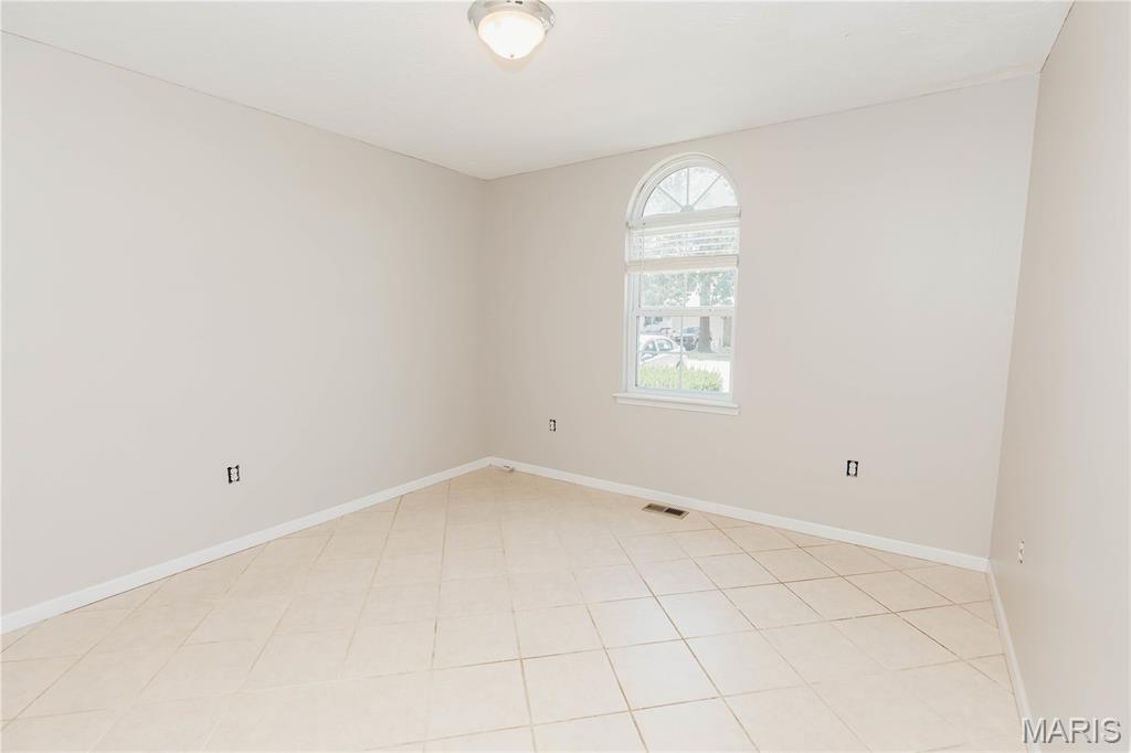 20230 Harlequin Lane Property Photo 9