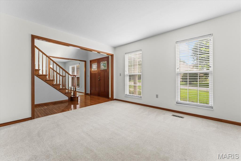4301 Woodfield Place Property Photo 6