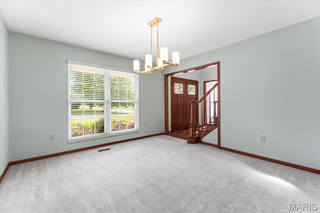 4301 Woodfield Place Property Photo 9