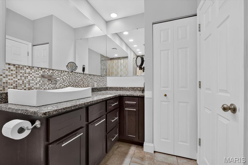 4465 W Pine Boulevard 19 Property Photo 21
