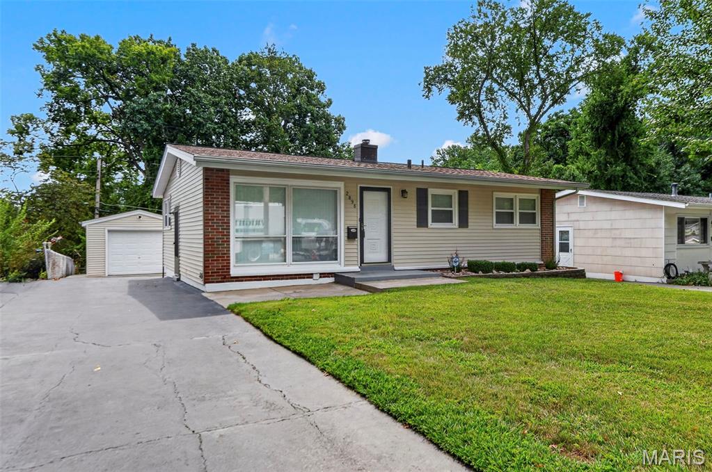 2898 Lesmer Court Property Photo 1