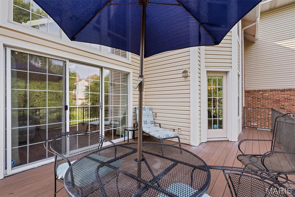417 Meramec Way 4 Property Photo 18