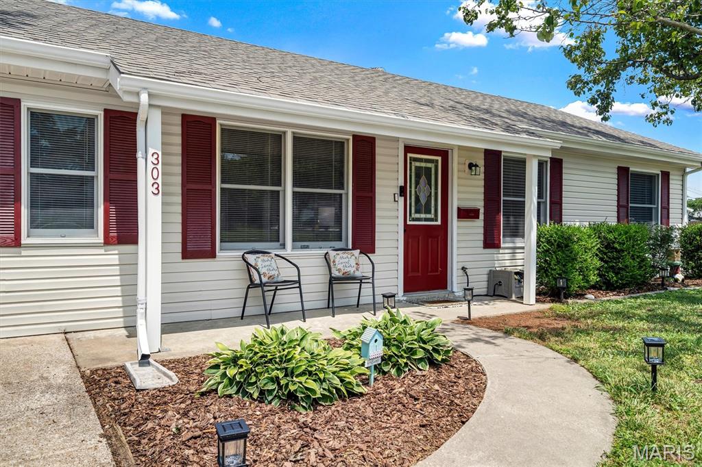 303 Saint Joseph Avenue Property Photo 2