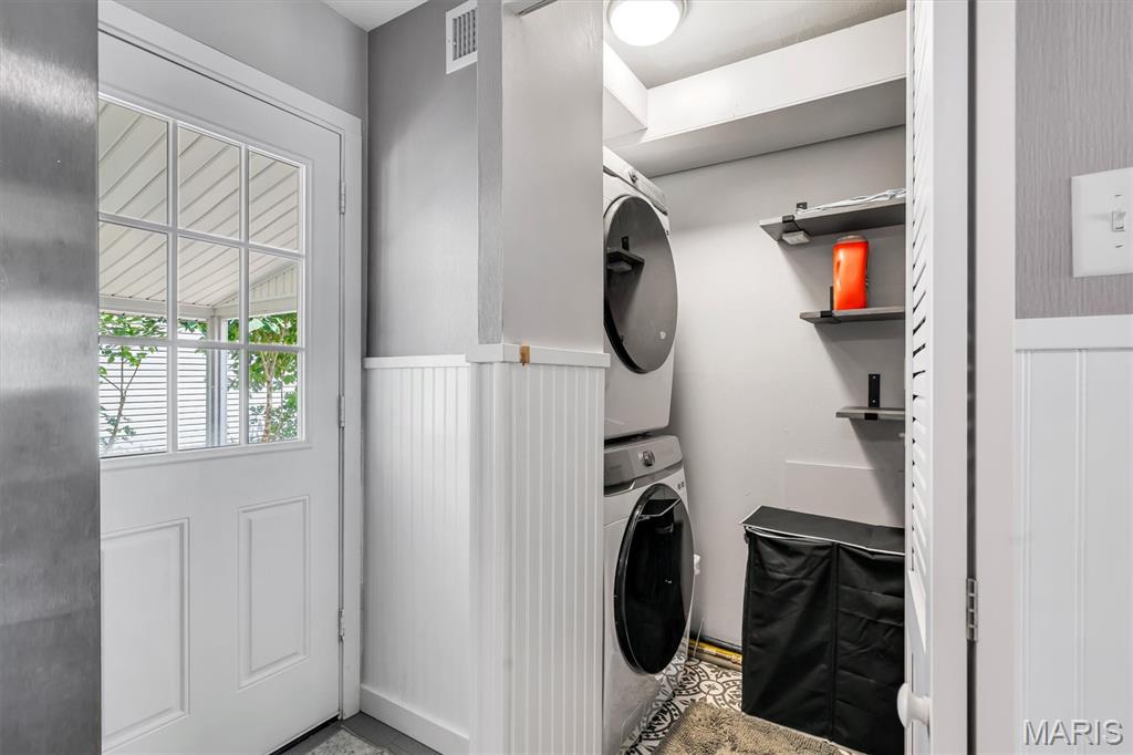 303 Saint Joseph Avenue Property Photo 17