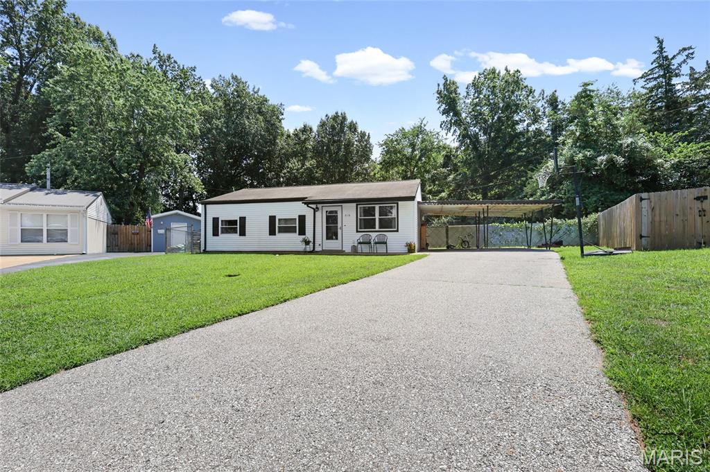 216 Drewel Court Property Photo 32