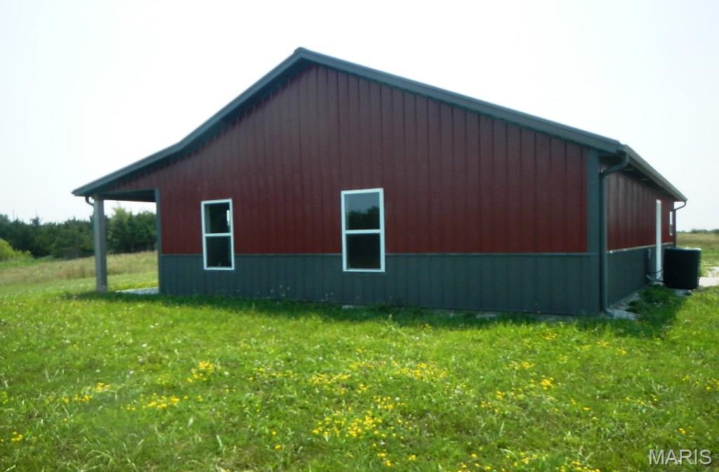 33642 Highway 154 Property Photo 3