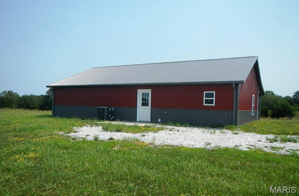 33642 Highway 154 Property Photo 6