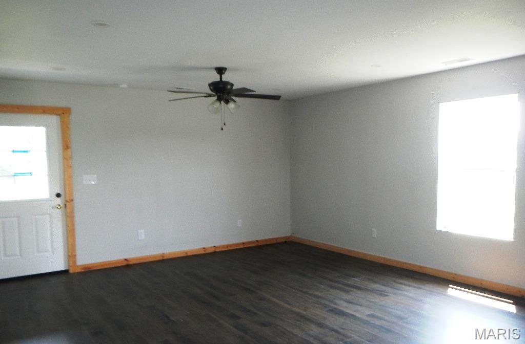 33642 Highway 154 Property Photo 8