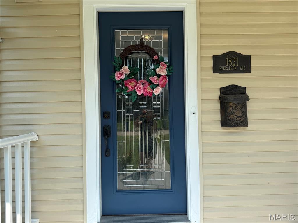 1821 Evergreen Avenue Property Photo 3