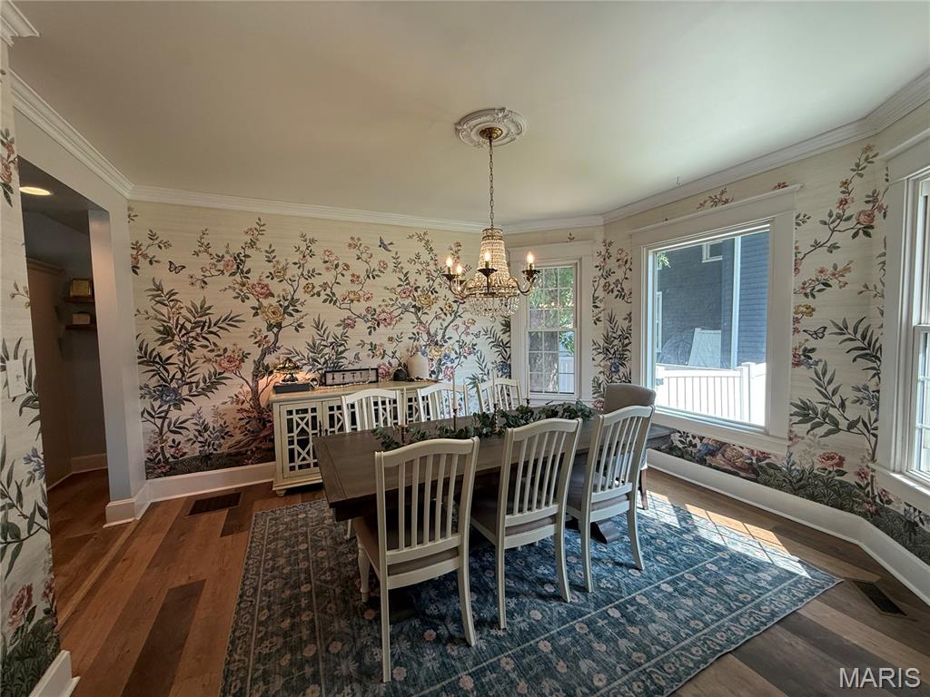 1821 Evergreen Avenue Property Photo 9