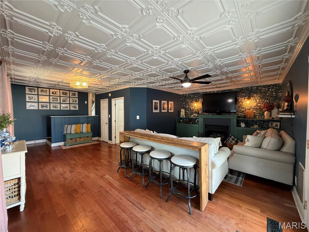 1821 Evergreen Avenue Property Photo 14