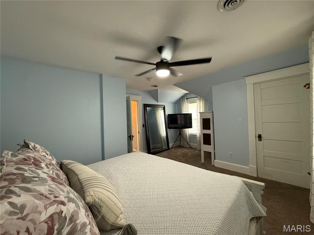 1821 Evergreen Avenue Property Photo 20