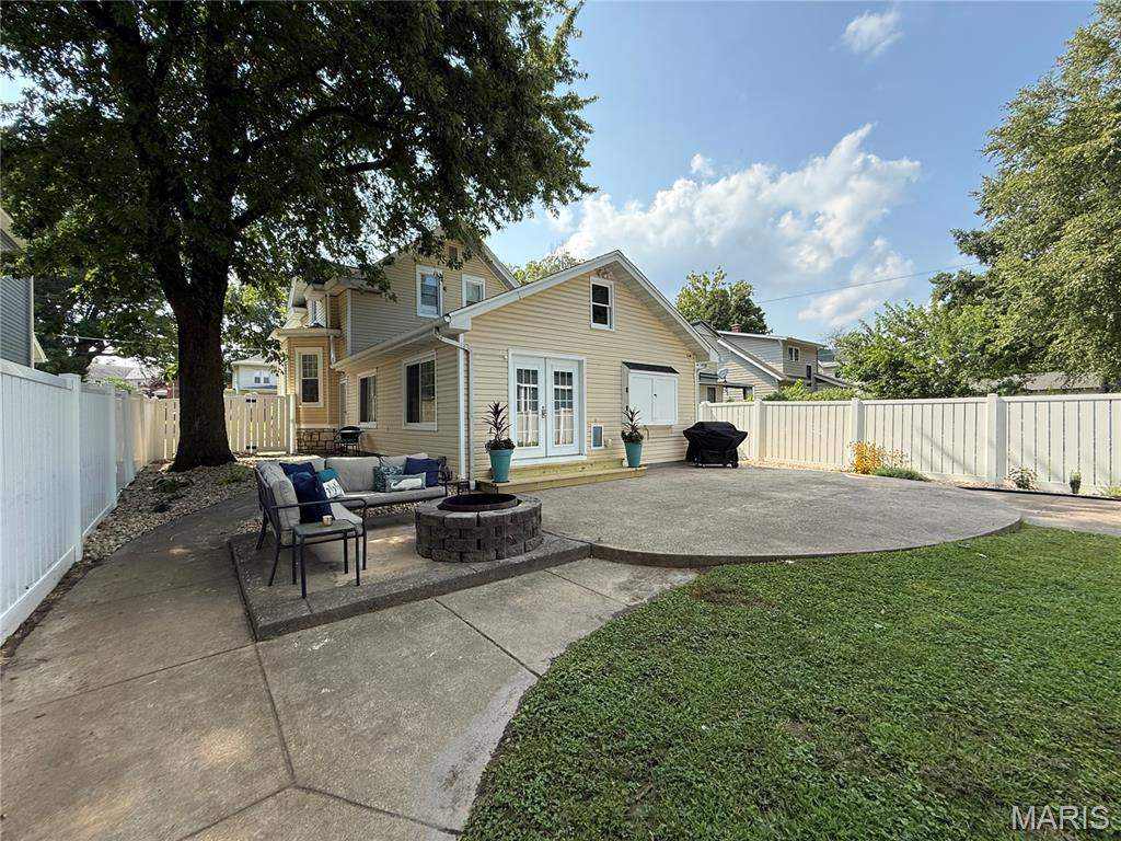 1821 Evergreen Avenue Property Photo 24