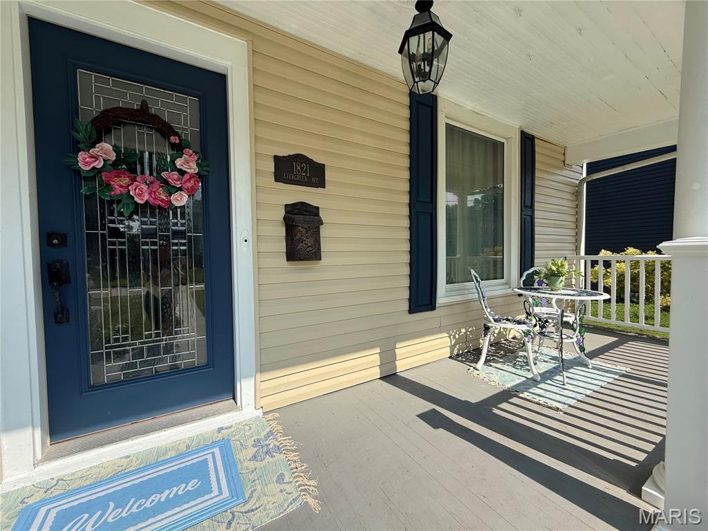 1821 Evergreen Avenue Property Photo 28