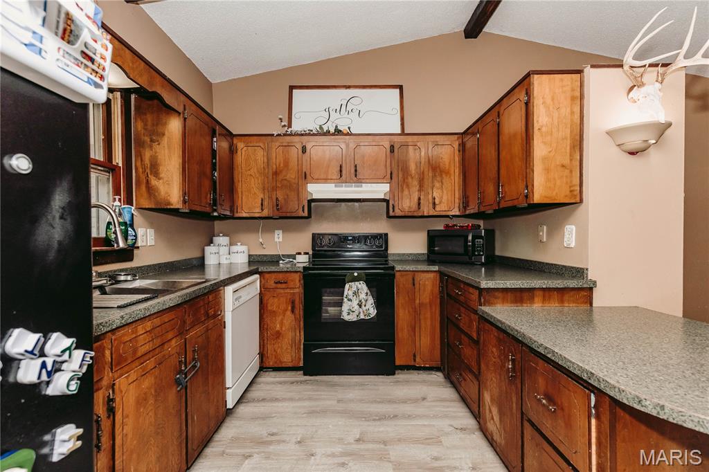 12190 Highway 28 Property Photo 15