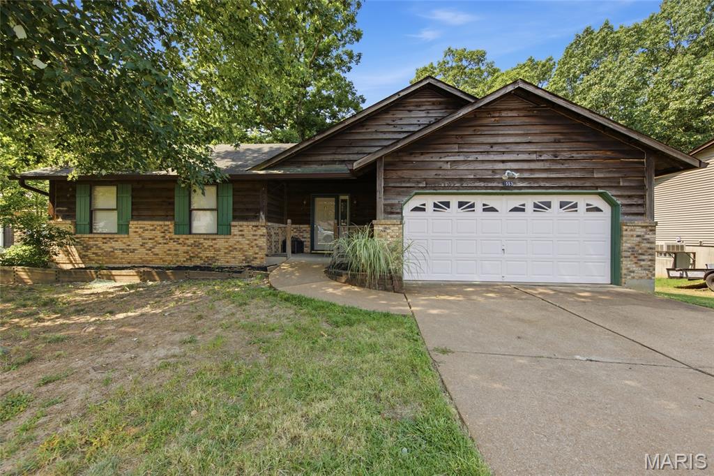 2553 Tricia Lane Property Photo 1