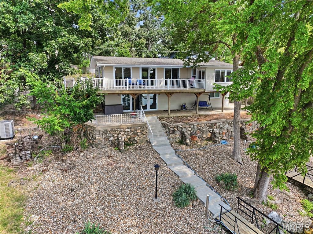 209 Cameo Point Property Photo 3