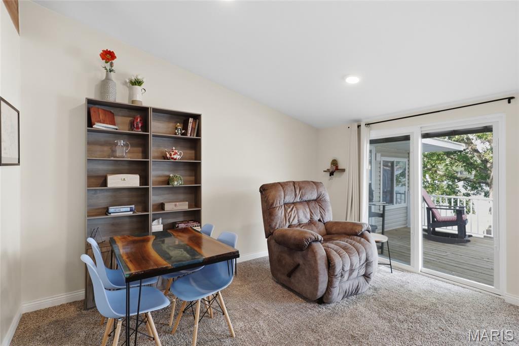 209 Cameo Point Property Photo 46