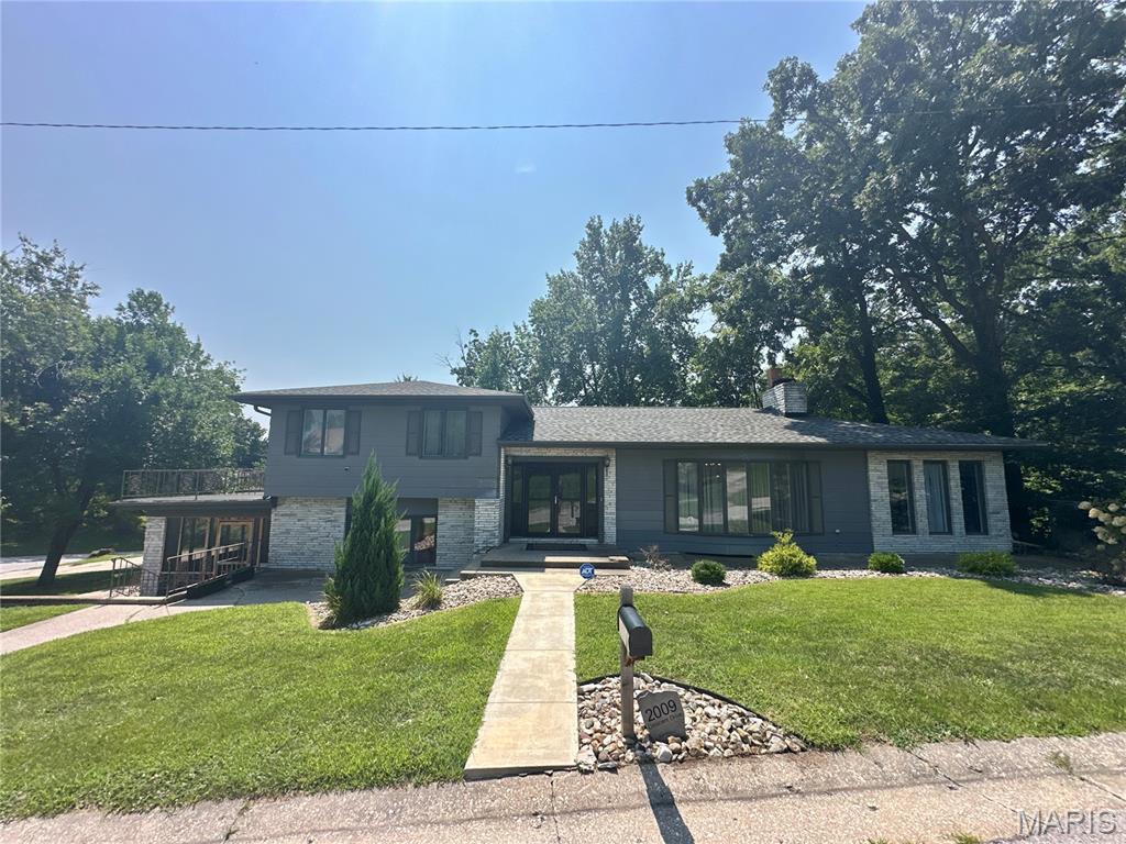 2009 Crescent Drive