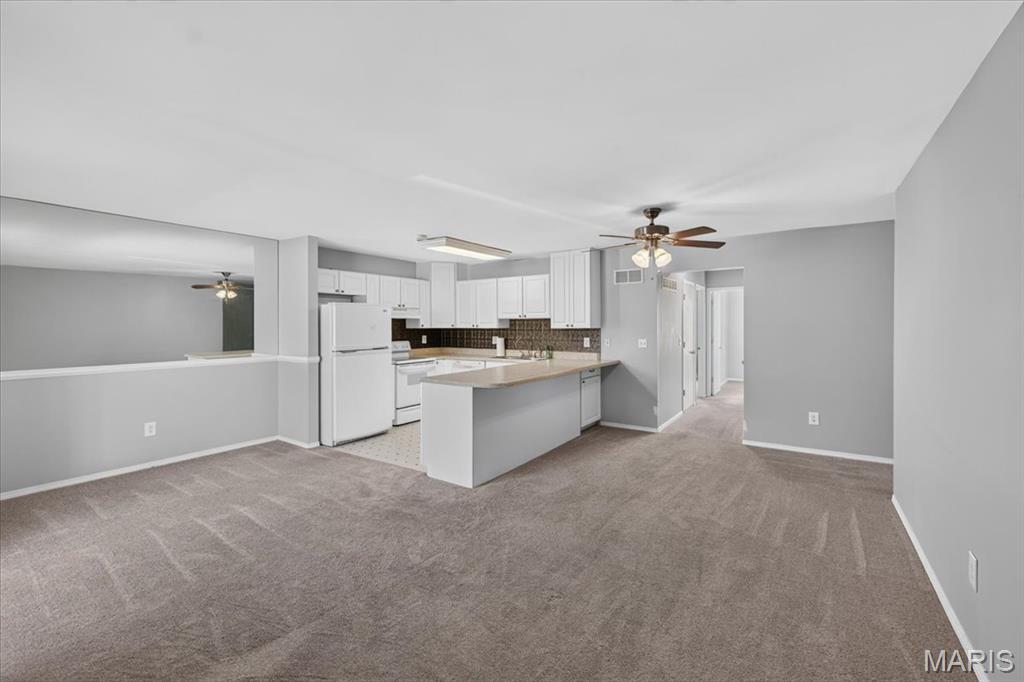 6 Megans Court C Property Photo 6