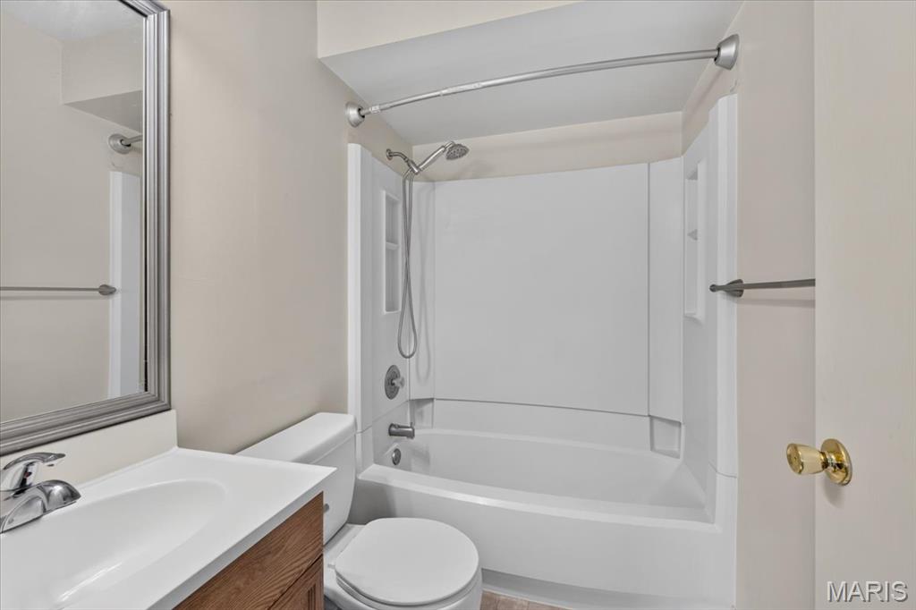 6 Megans Court C Property Photo 12