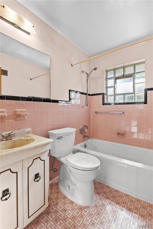 9228 Kenstan Court Property Photo 13