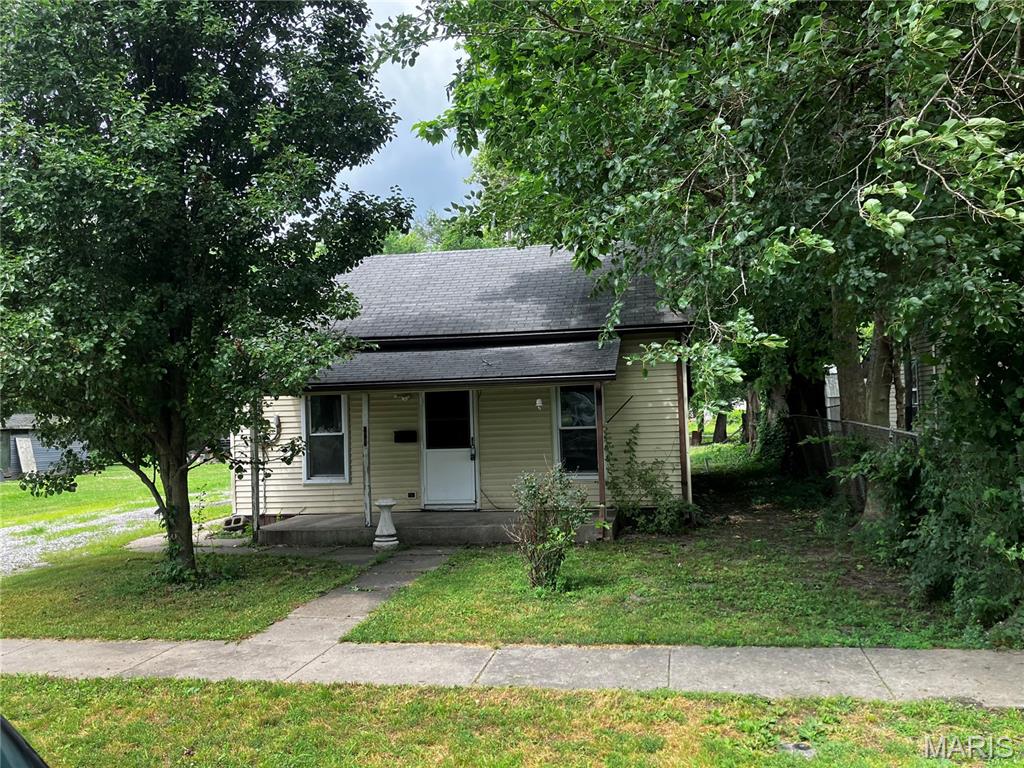 205 S Walnut Street Property Photo 1