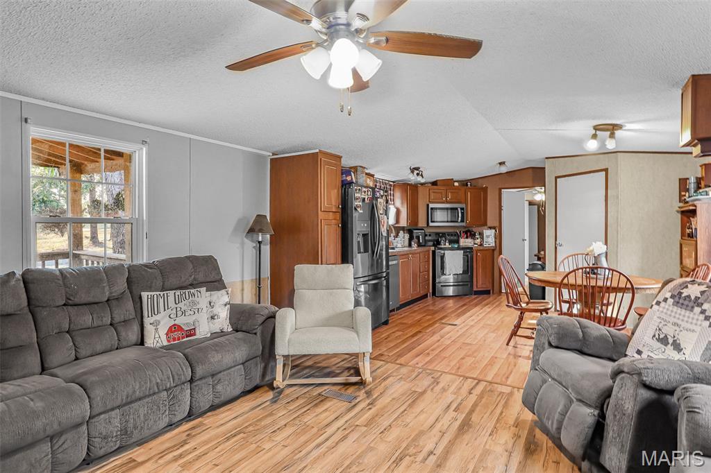 1101 Madison 9541 Property Photo 10